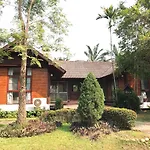 Roong Aroon Hot Spring Resort